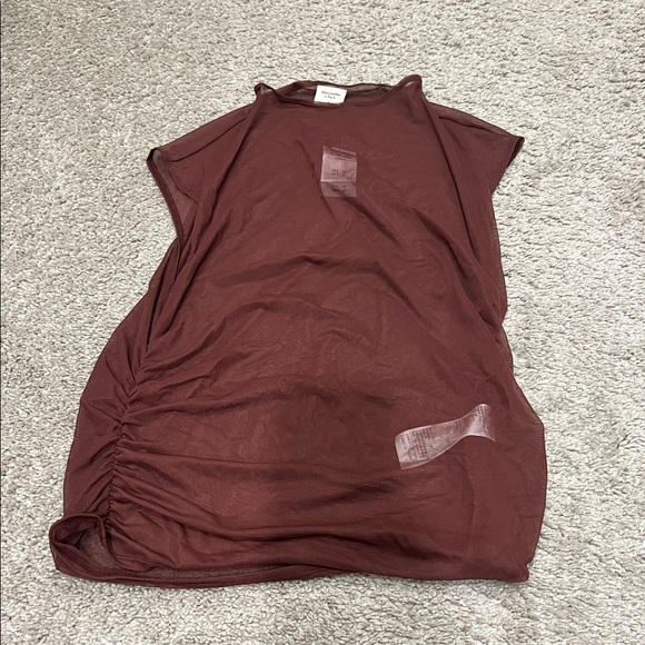 Abercrombie & Fitch Burgundy Muscle Tee - Picture 2 of 6